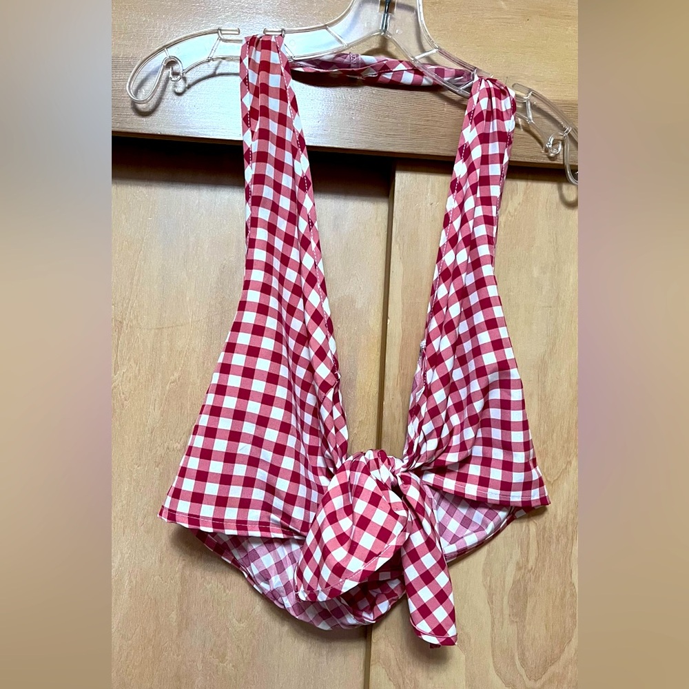 NWOT Shein 1x gingham cropped halter top with tie front